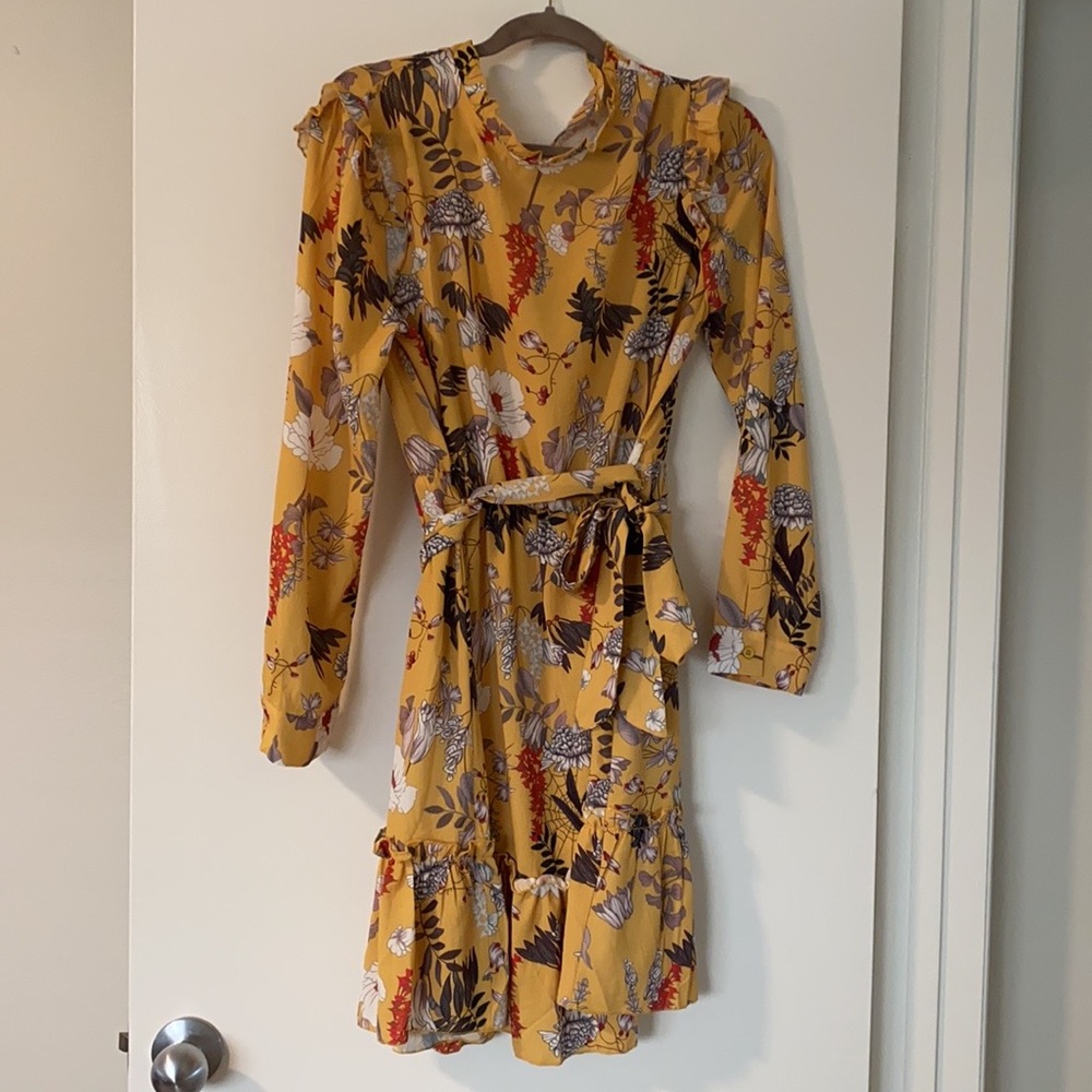 Size XL Amazon yellow floral dress